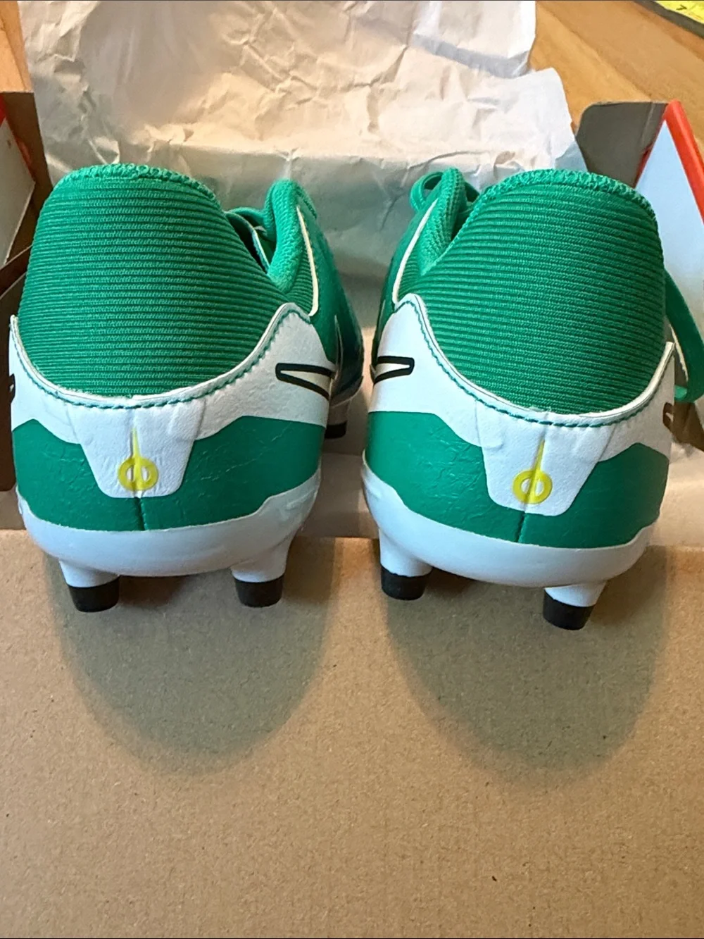 NIB NIKE Jr Legend 10 Academy FG/MG LV8 Green Soccer Cleats - Performance 🥅⚽️🏆